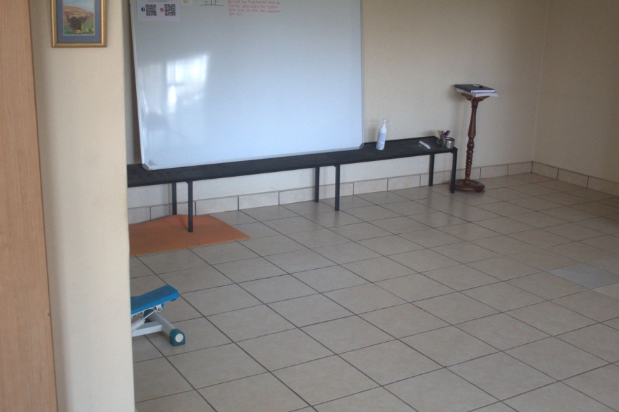 4 Bedroom Property for Sale in Dan Pienaar Free State